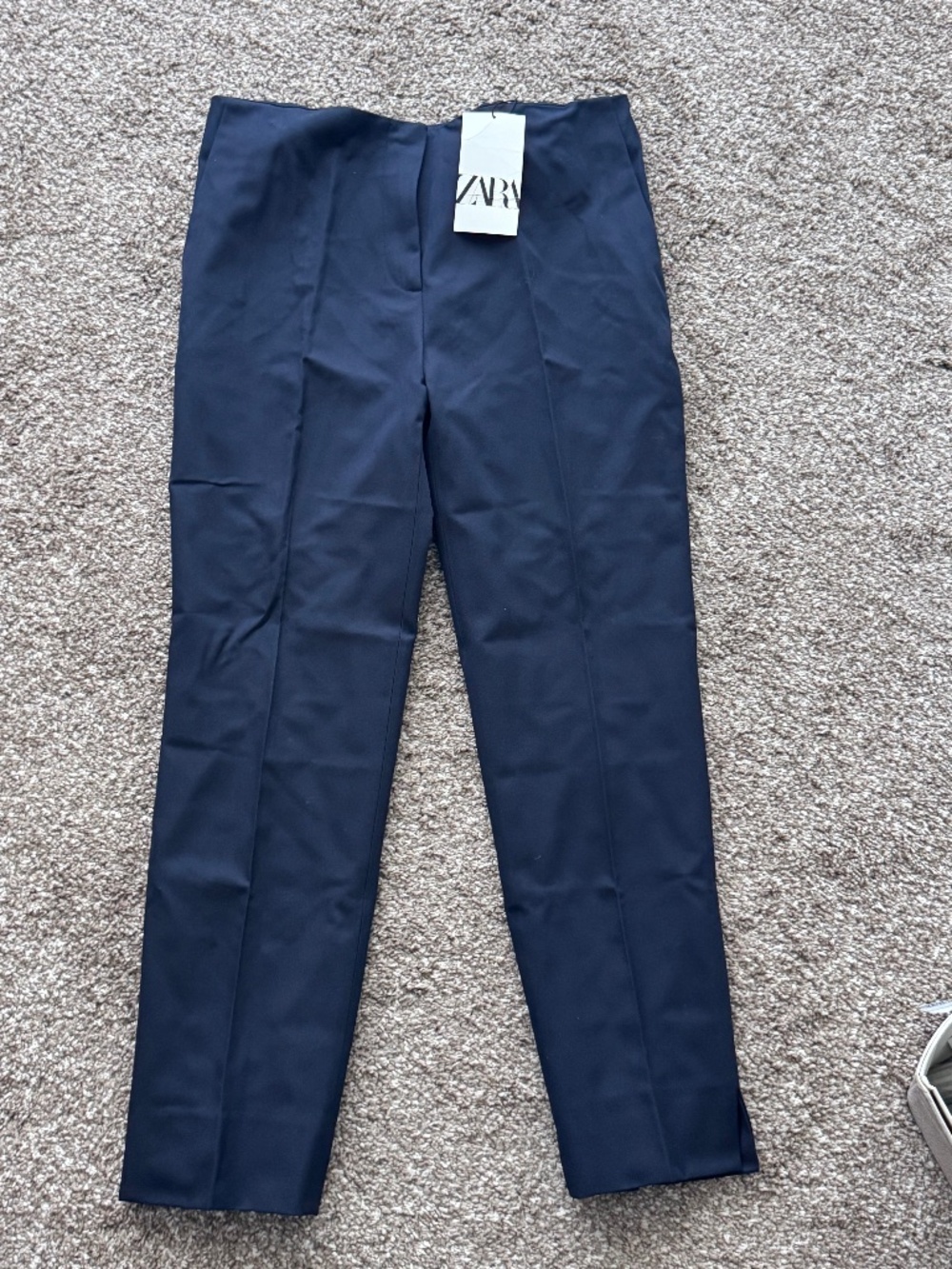 Zara stylish dress pants. Size Small. BNWT